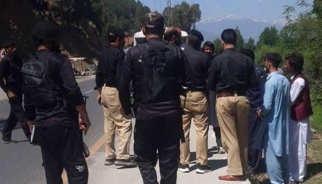 2.4m  looted from 3-D petrol station in Shakardara;Police fails to control crimes in Swat