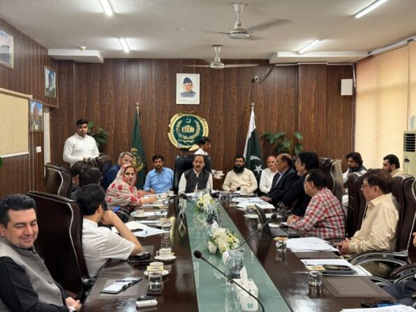 ‘Secretary Housing shows concern over shortage of water supply to G-13,G-14’