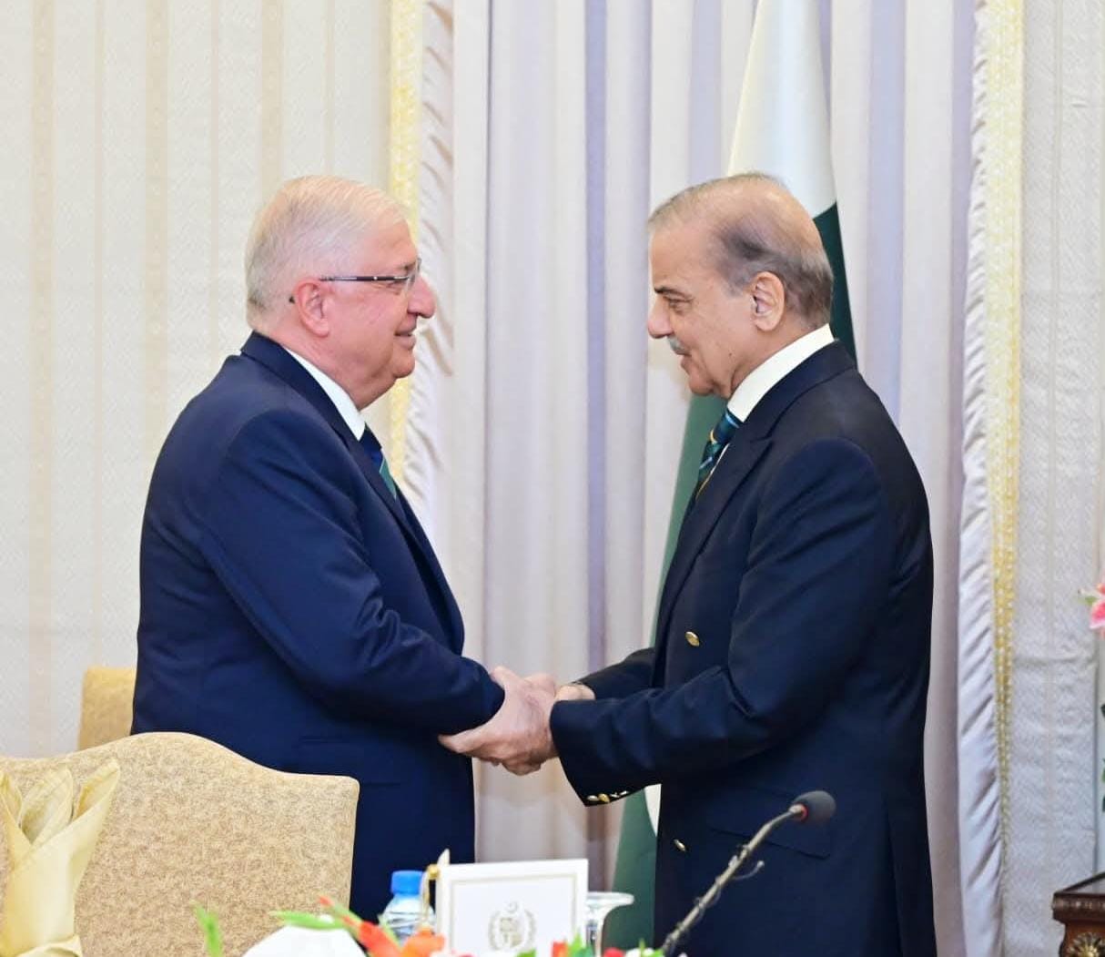 Pak,Turkey reaffirms commitment to further strengthening bilateral relations
