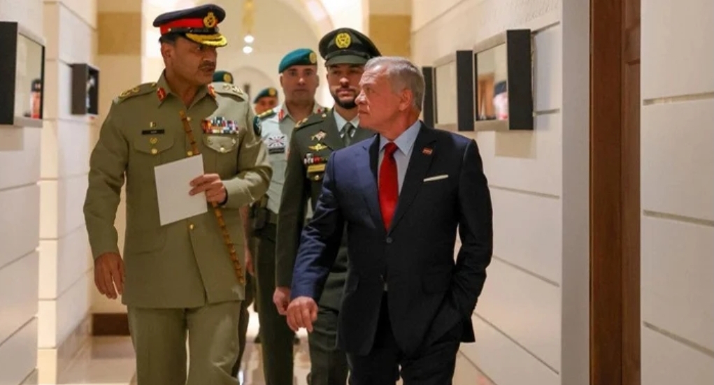 Pakistan,Jordan vow to bolster defence ties