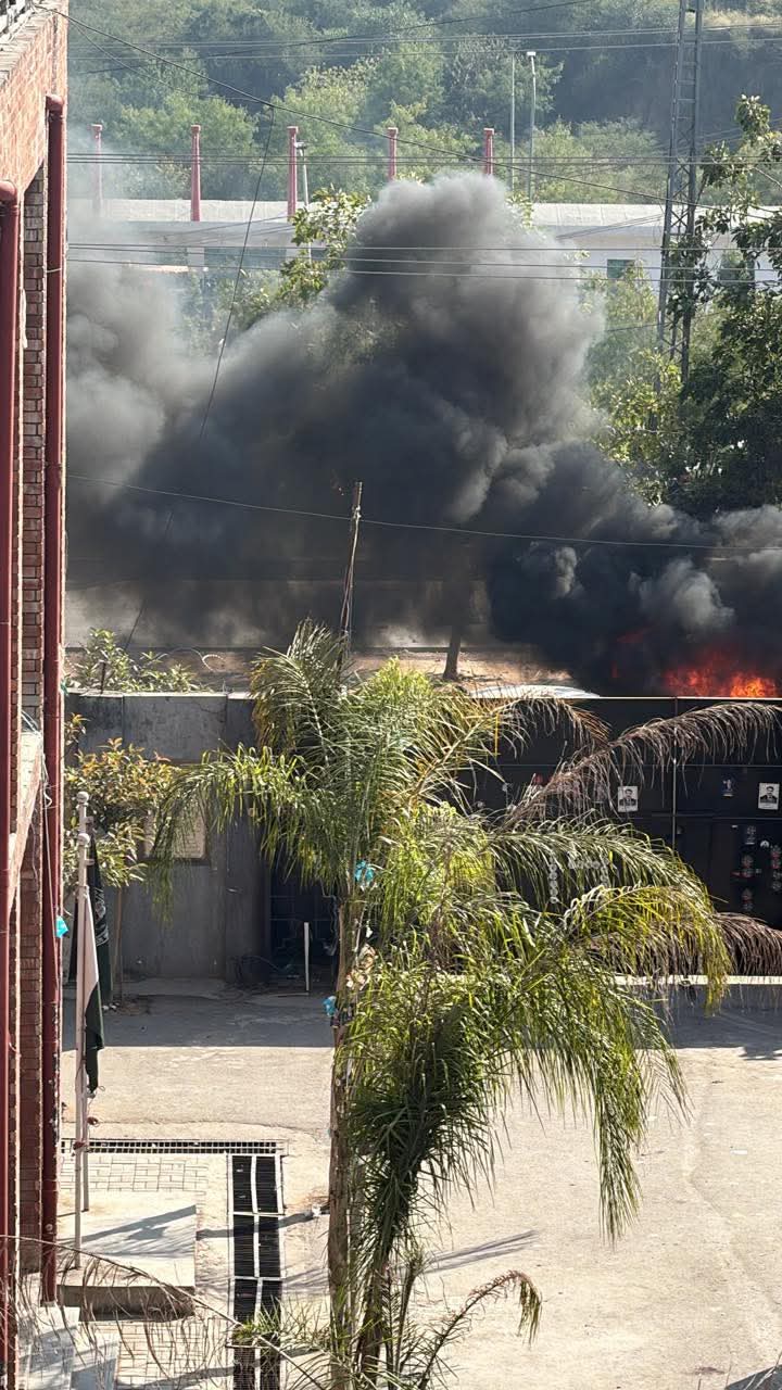 Over 12 martyred,many injured in suicide blast in Islamabad