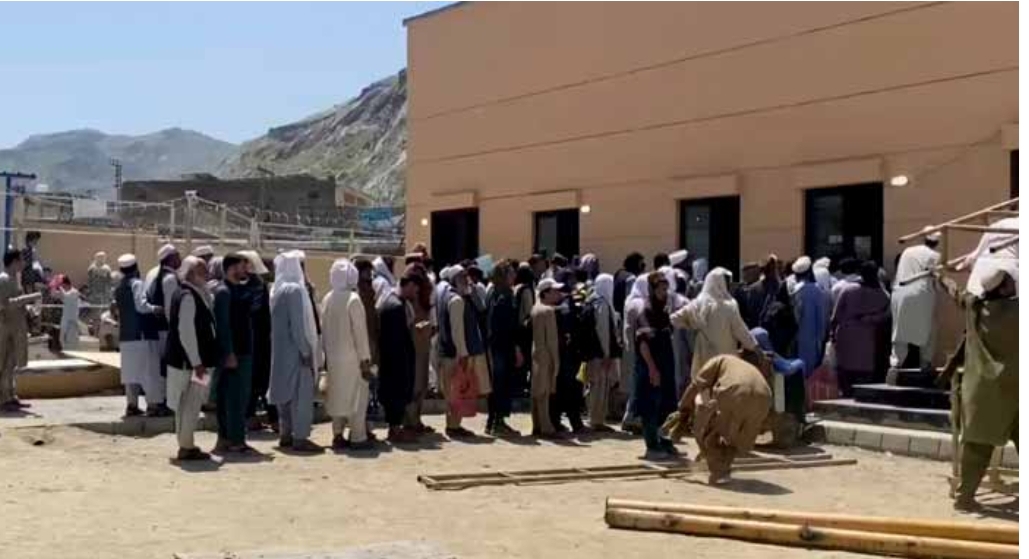 Pakistan reopened Torkham crossing to facilitate repatriation of illegal Afghan refugees