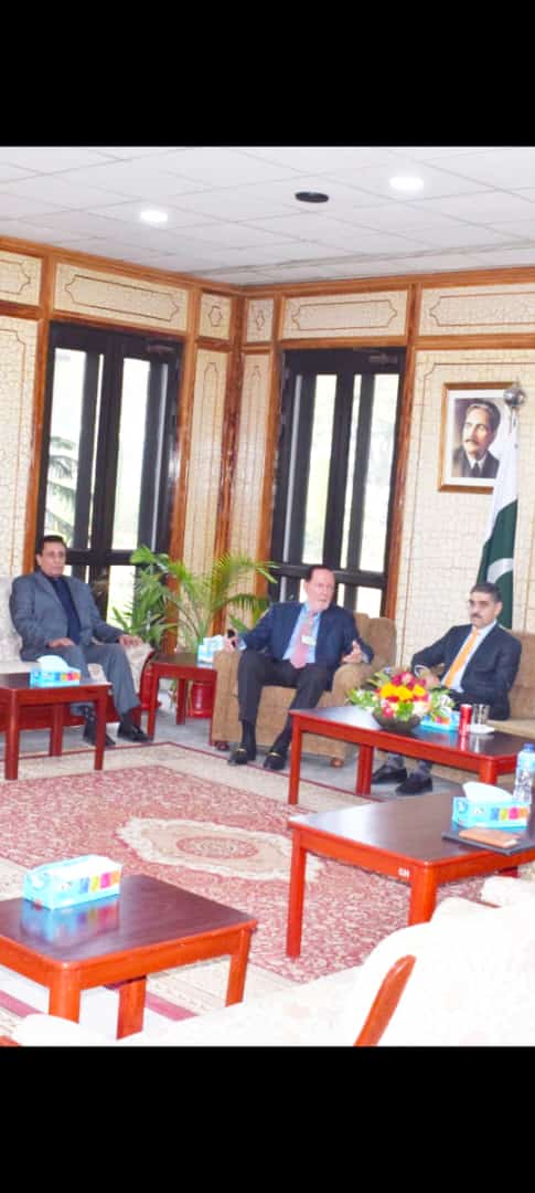 Promoting science,technology key to achieve rapid development: PM