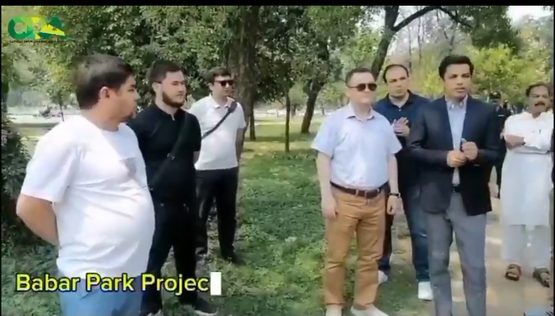 CDA Chairman, Uzbek Ambassador reviews Under-Construction Babar Park progress,design 