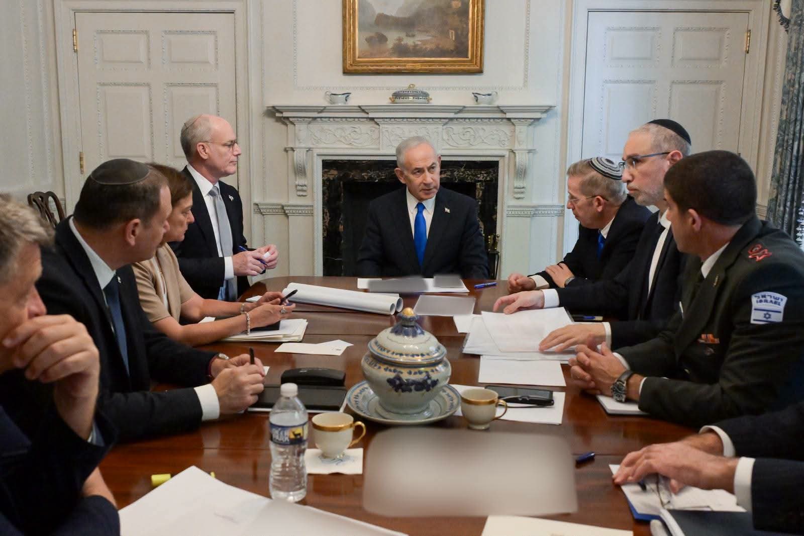 Netanyahu Meets Trump at the White House