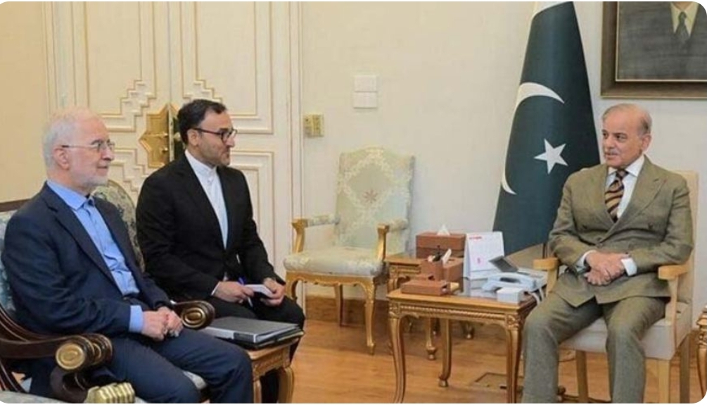 Pakistan, Iran Reaffirm Commitment to Regional Peace through dialogue