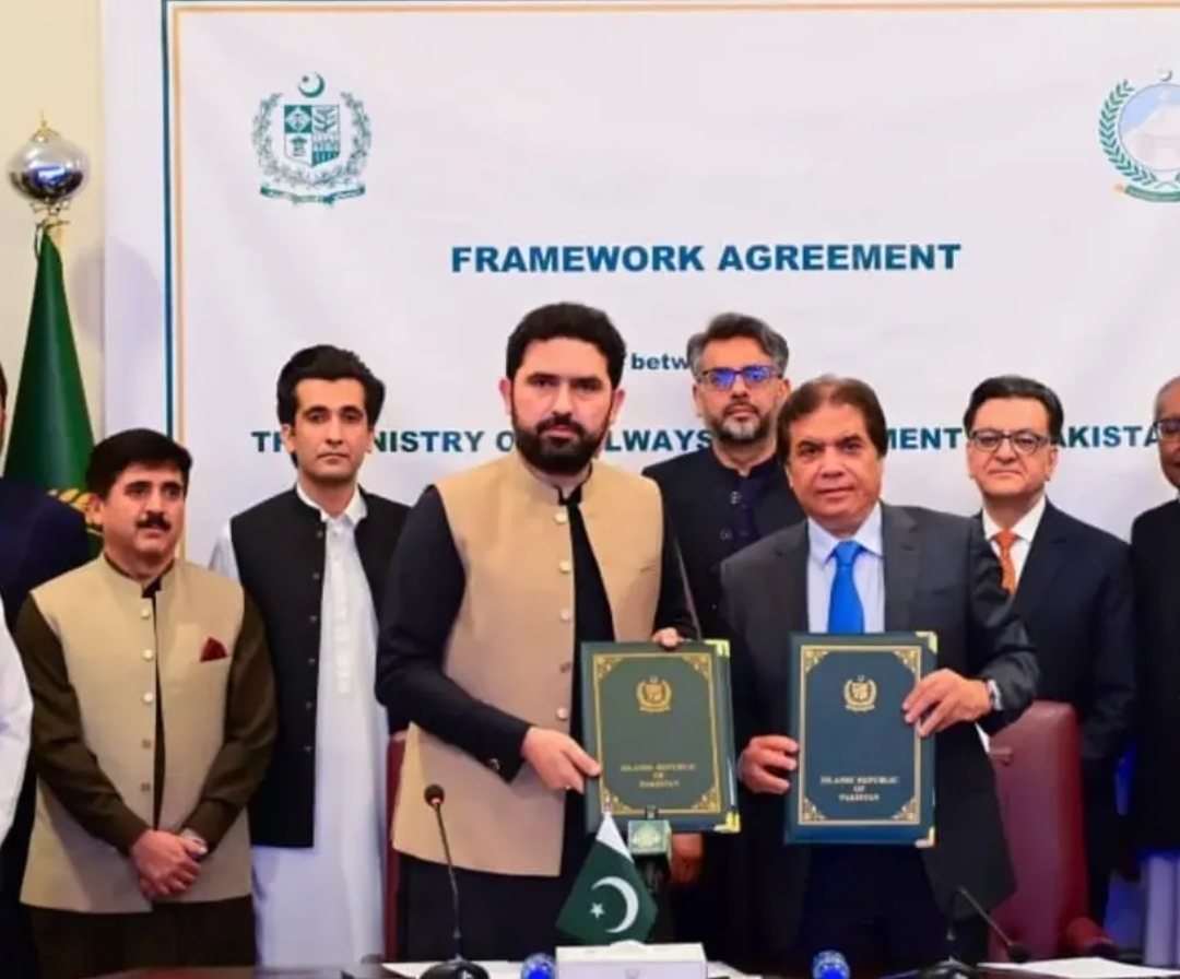 Pakistan Railways, KP Govt sign landmark agreement to modernise rail network, boost Central Asia connectivity
