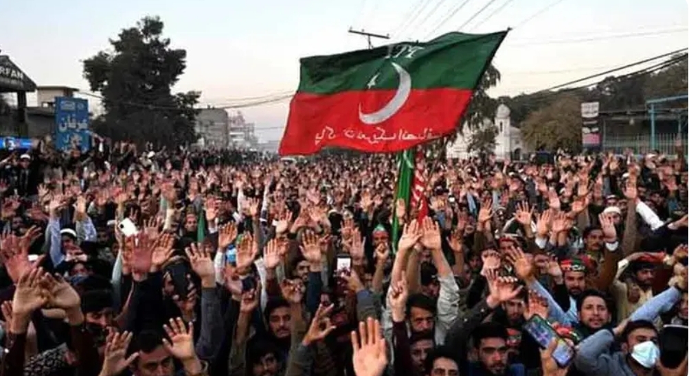 PTI Islamabad Long March Rescheduled for October 4